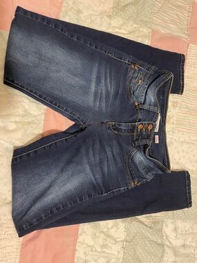 YMI Dark Wash High-Rise Stretch Glute lift Jeans